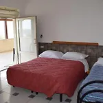 La Collinetta 3*