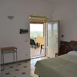 La Collinetta 3* لوكوروتوندو