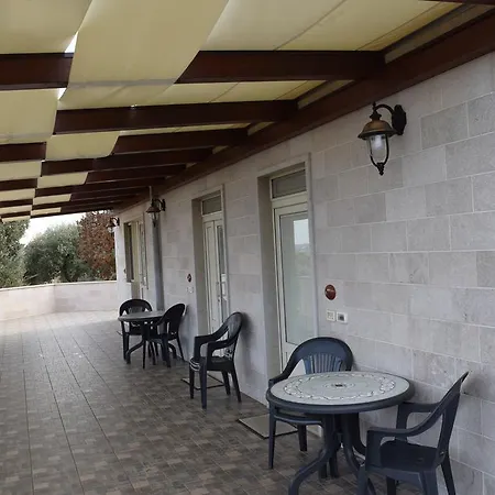 La Collinetta فندق مبيت وإفطار