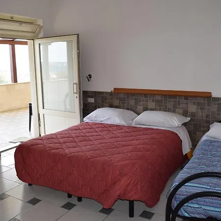 La Collinetta 3*
