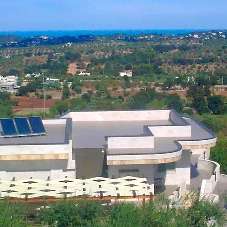 La Collinetta 3*