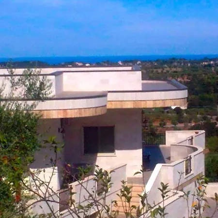 La Collinetta 3*