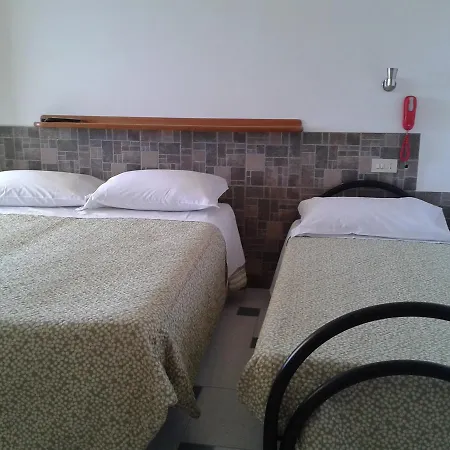 La Collinetta فندق مبيت وإفطار 3*